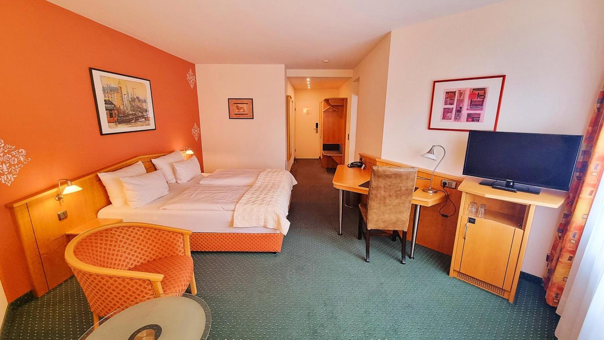 Hotel Panorama Hamburg-billstedt 4*
